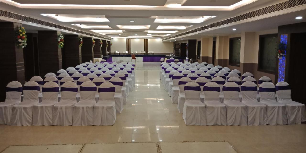Hotel Puja Residency Varanasi Exterior foto