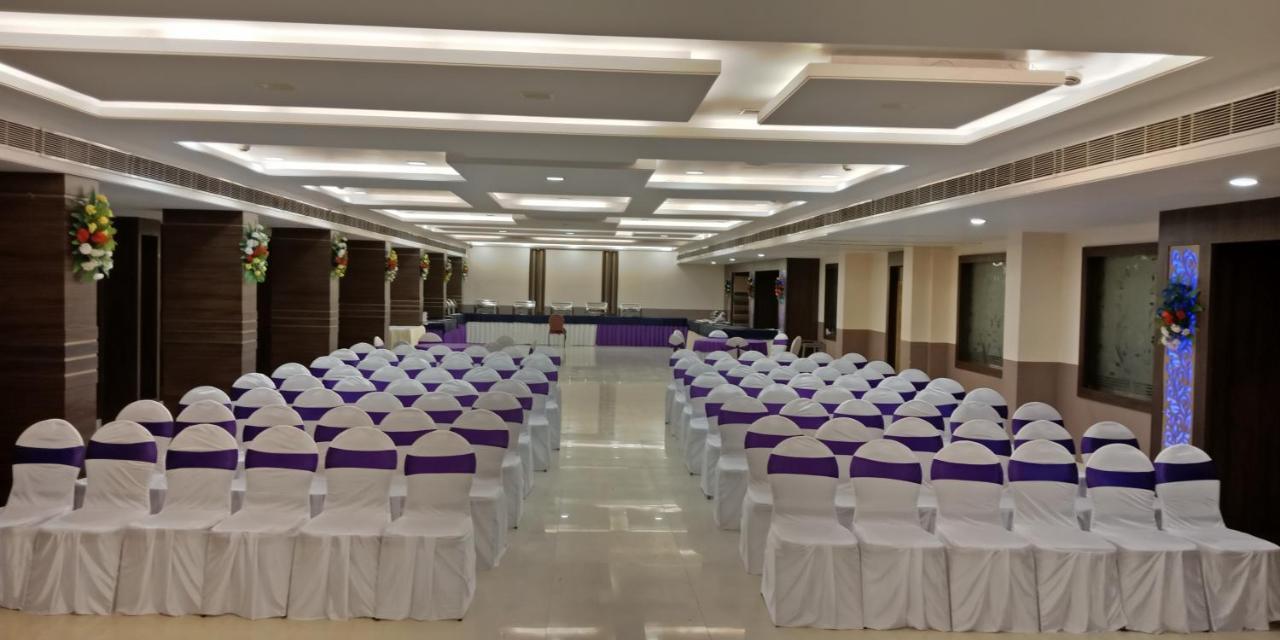 Hotel Puja Residency Varanasi Exterior foto