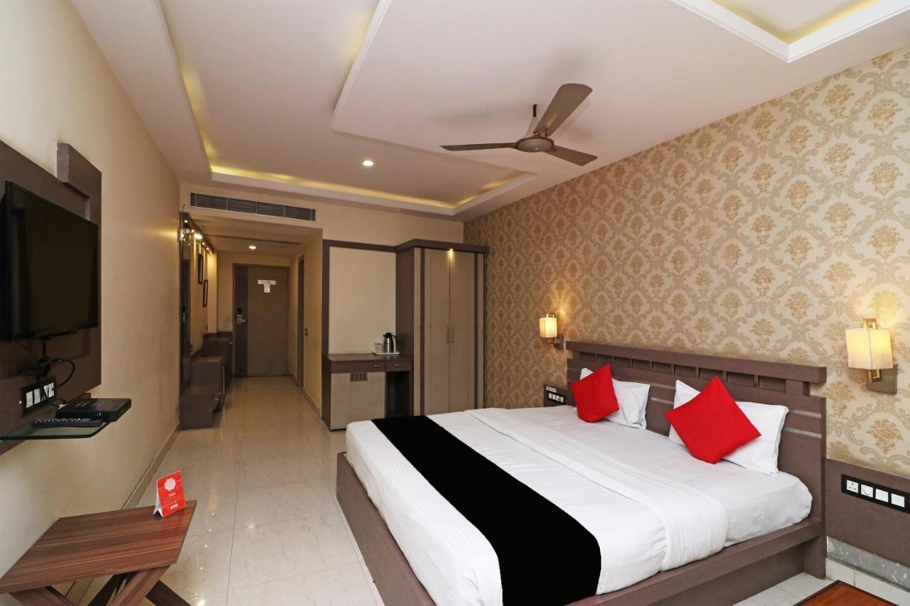 Hotel Puja Residency Varanasi Exterior foto
